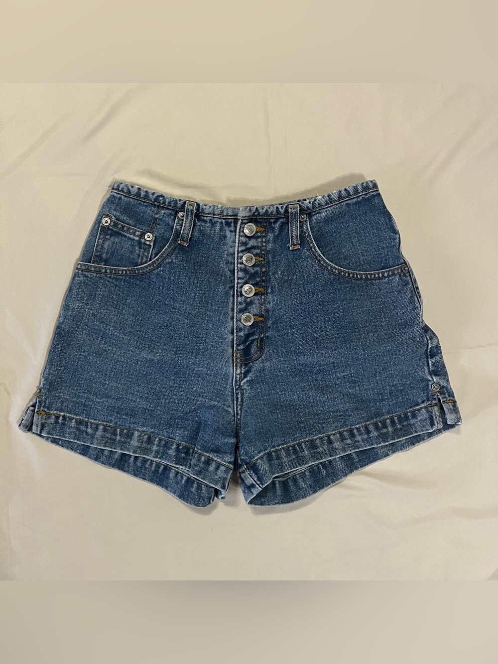 Route 66 Medium Wash High Waist Button Fly Denim Shorts Y2K Size 9/10